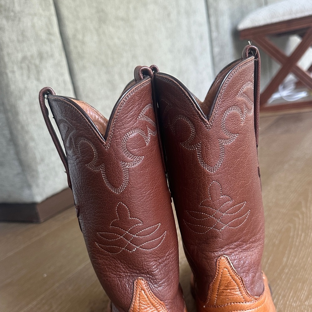 Lucchese Classic Handlade Brown Leather Cowboy Boots - Picture 7 of 14
